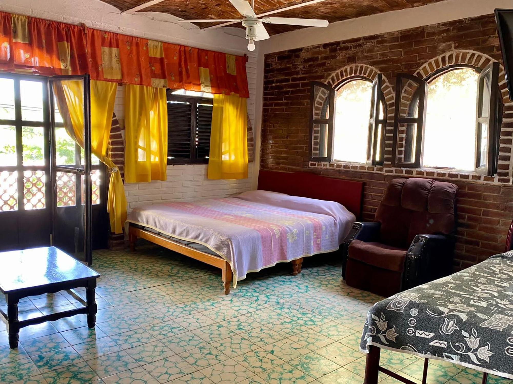 Delias Trailer Park Hotel Rincon de Guayabitos Room photo